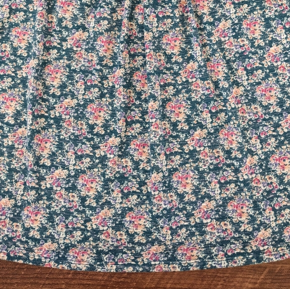 Forever 21 Green Floral Tank Top - Picture 9 of 15